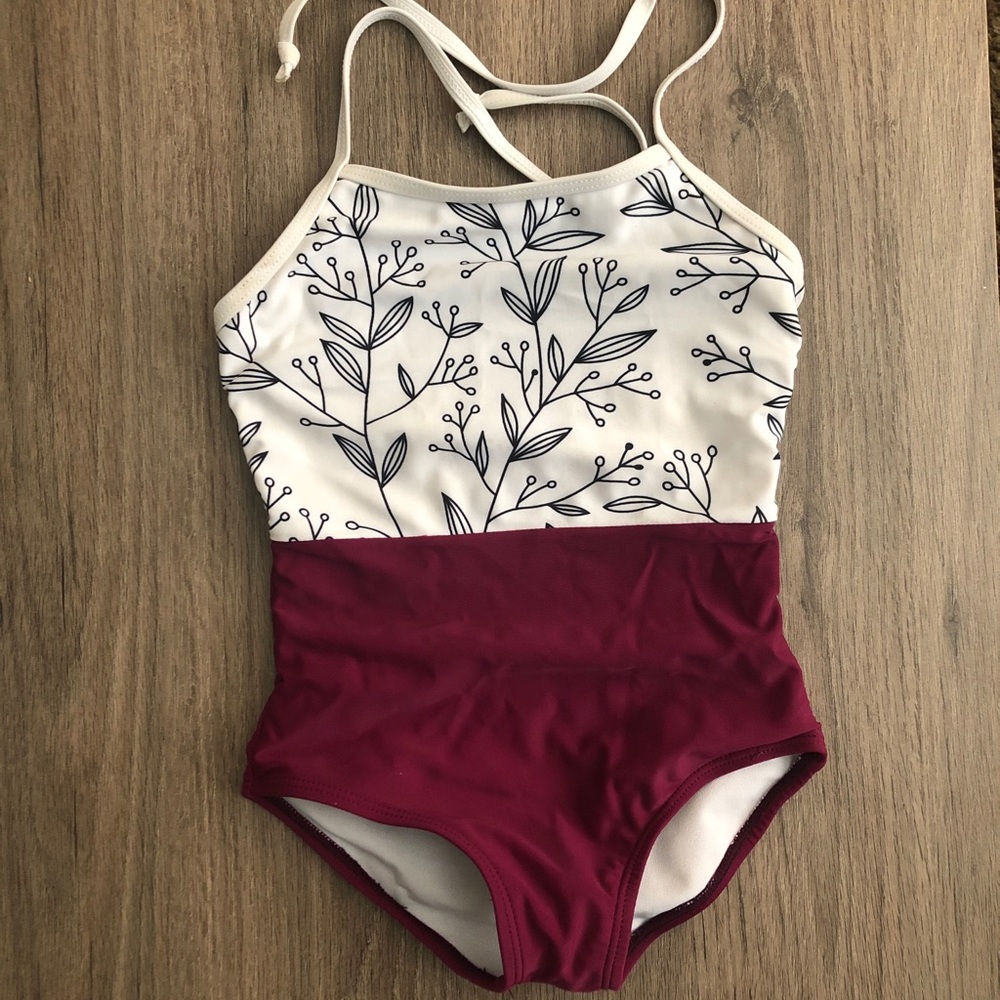 Girls swimsuit 4T-5T
